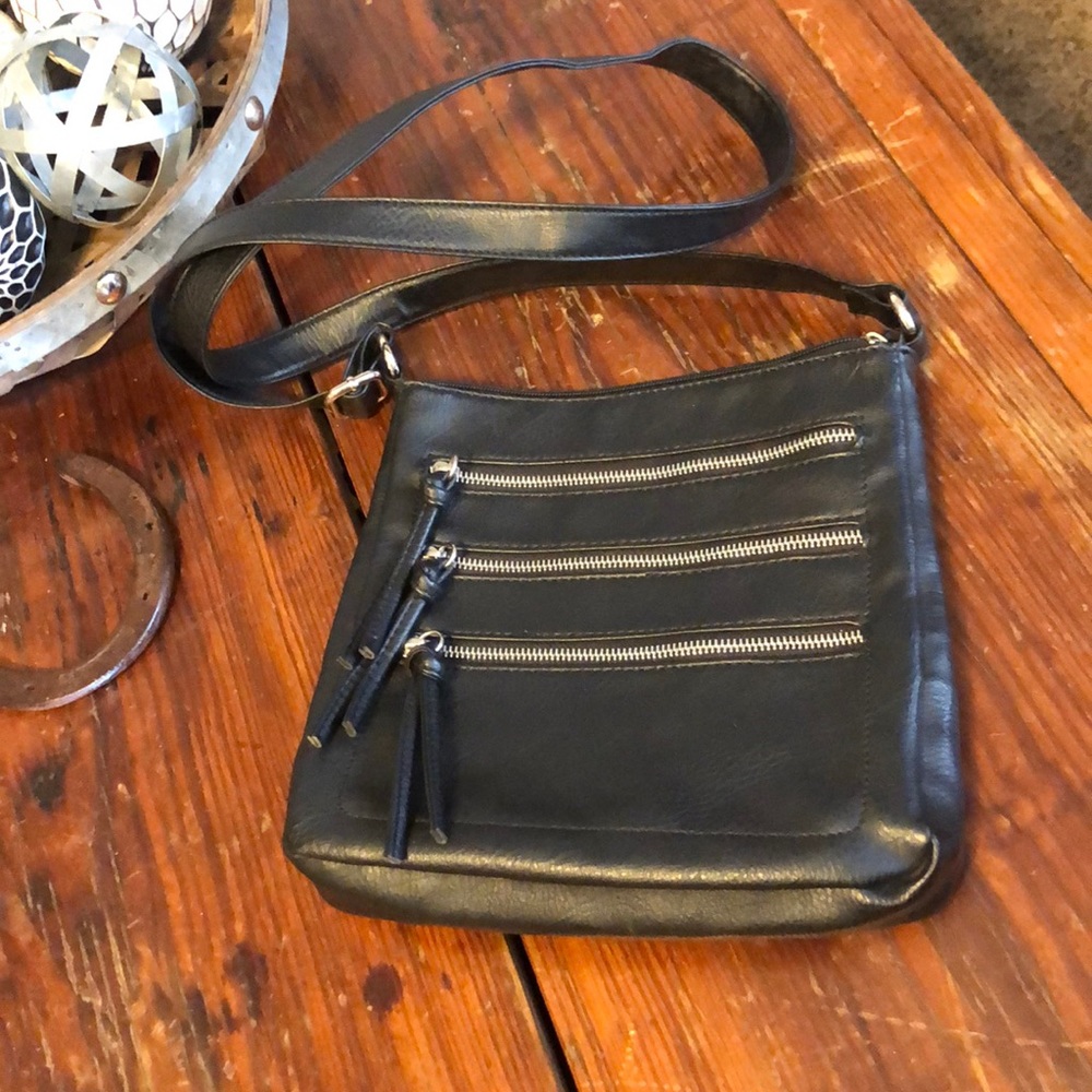 Black crossbody purse 🖤